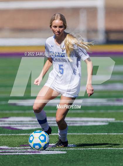 Thumbnail 3 in Bellevue East vs. Kearney photogallery.