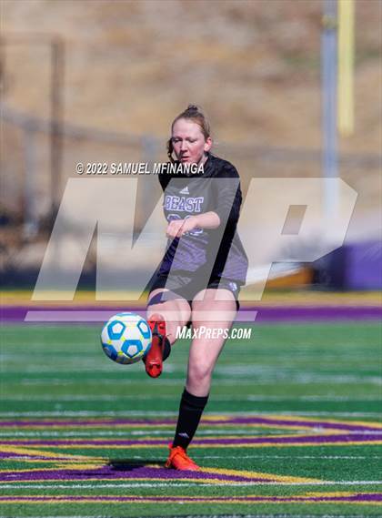 Thumbnail 2 in Bellevue East vs. Kearney photogallery.
