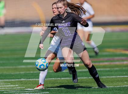 Thumbnail 1 in Bellevue East vs. Kearney photogallery.