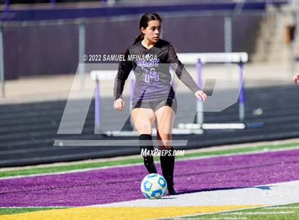 Thumbnail 3 in Bellevue East vs. Kearney photogallery.