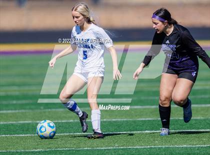 Thumbnail 2 in Bellevue East vs. Kearney photogallery.