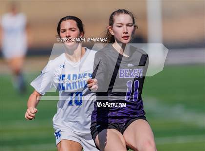Thumbnail 2 in Bellevue East vs. Kearney photogallery.