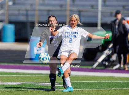 Thumbnail 2 in Bellevue East vs. Kearney photogallery.