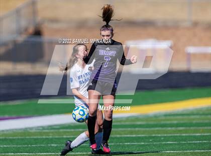 Thumbnail 1 in Bellevue East vs. Kearney photogallery.