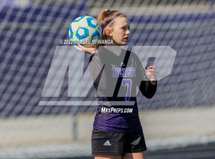 Thumbnail 3 in Bellevue East vs. Kearney photogallery.