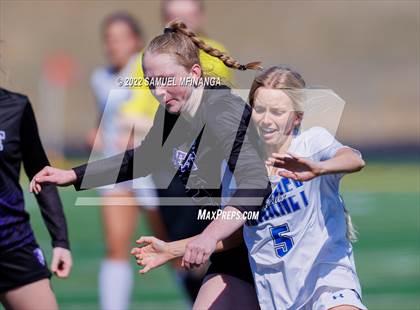 Thumbnail 3 in Bellevue East vs. Kearney photogallery.