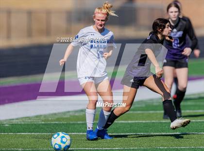 Thumbnail 3 in Bellevue East vs. Kearney photogallery.