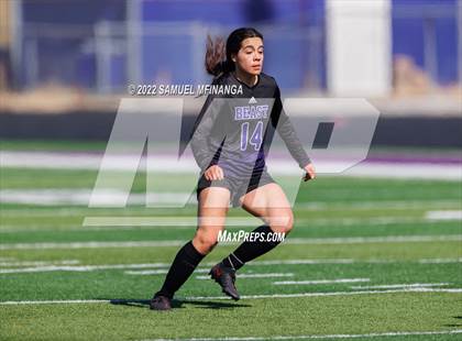 Thumbnail 2 in Bellevue East vs. Kearney photogallery.