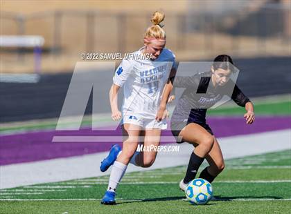 Thumbnail 3 in Bellevue East vs. Kearney photogallery.