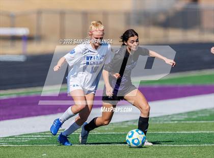 Thumbnail 1 in Bellevue East vs. Kearney photogallery.