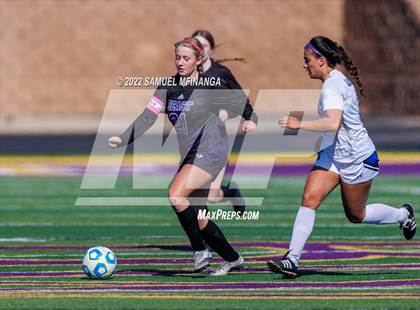 Thumbnail 2 in Bellevue East vs. Kearney photogallery.