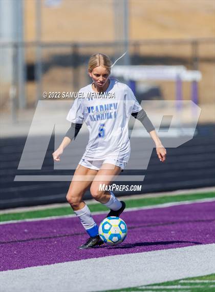 Thumbnail 2 in Bellevue East vs. Kearney photogallery.