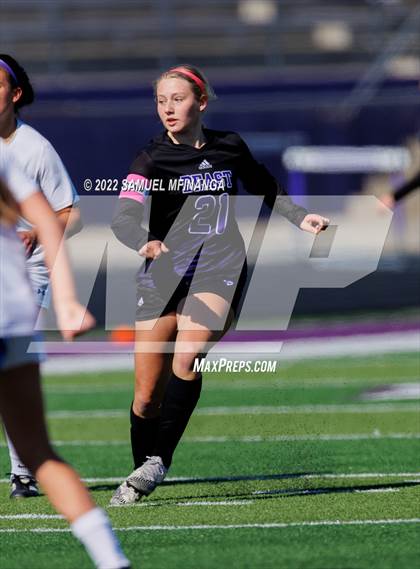 Thumbnail 3 in Bellevue East vs. Kearney photogallery.