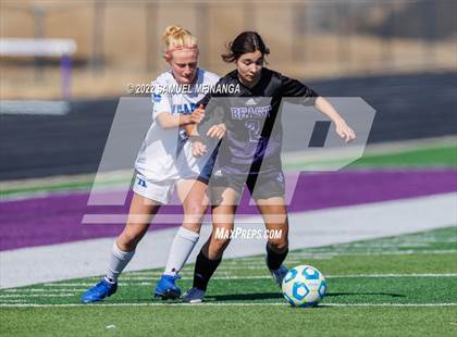 Thumbnail 3 in Bellevue East vs. Kearney photogallery.