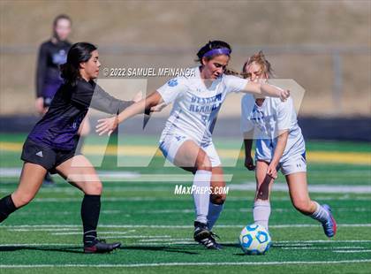 Thumbnail 3 in Bellevue East vs. Kearney photogallery.