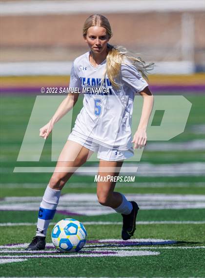 Thumbnail 2 in Bellevue East vs. Kearney photogallery.