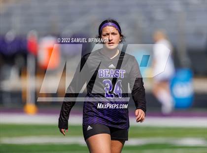 Thumbnail 2 in Bellevue East vs. Kearney photogallery.