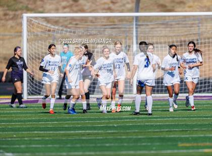 Thumbnail 2 in Bellevue East vs. Kearney photogallery.