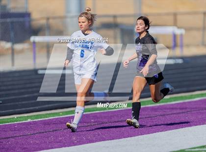 Thumbnail 2 in Bellevue East vs. Kearney photogallery.