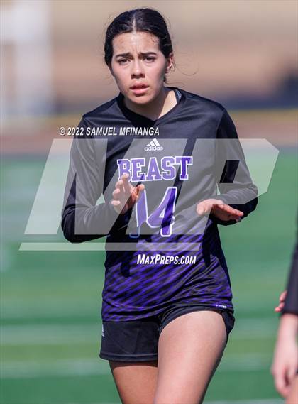 Thumbnail 2 in Bellevue East vs. Kearney photogallery.