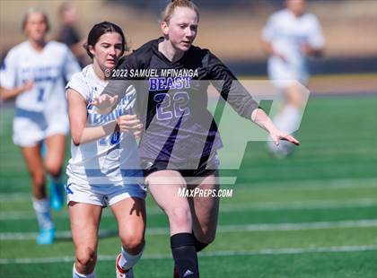 Thumbnail 2 in Bellevue East vs. Kearney photogallery.
