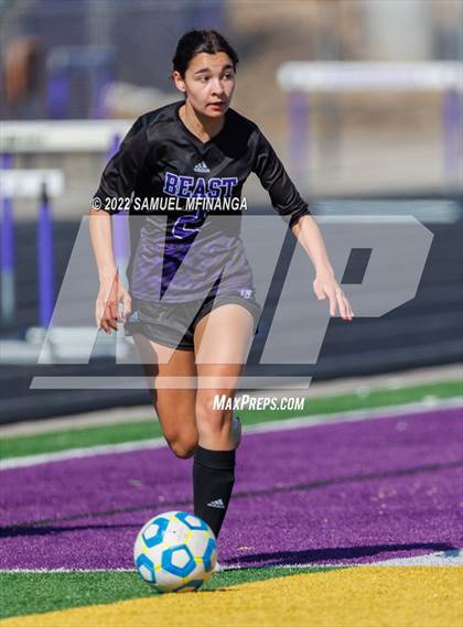 Thumbnail 3 in Bellevue East vs. Kearney photogallery.