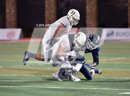 Thumbnail 2 in Eastside Catholic vs. Marietta (GEICO State Champions Bowl Series) photogallery.