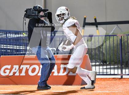 Thumbnail 2 in Eastside Catholic vs. Marietta (GEICO State Champions Bowl Series) photogallery.