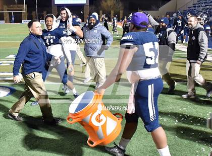 Thumbnail 3 in Eastside Catholic vs. Marietta (GEICO State Champions Bowl Series) photogallery.