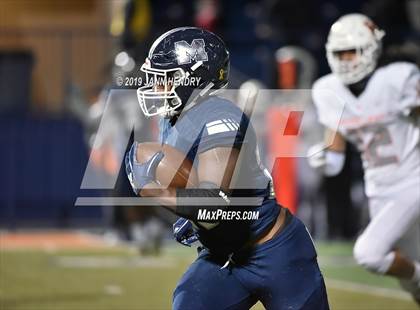 Thumbnail 1 in Eastside Catholic vs. Marietta (GEICO State Champions Bowl Series) photogallery.