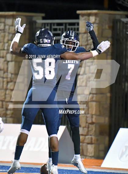 Thumbnail 3 in Eastside Catholic vs. Marietta (GEICO State Champions Bowl Series) photogallery.