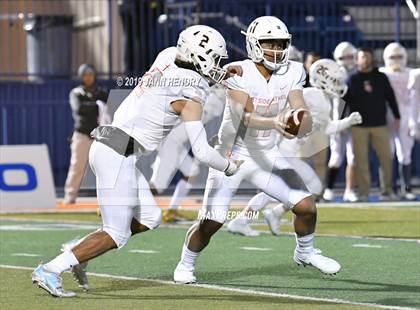 Thumbnail 2 in Eastside Catholic vs. Marietta (GEICO State Champions Bowl Series) photogallery.