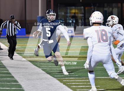 Thumbnail 2 in Eastside Catholic vs. Marietta (GEICO State Champions Bowl Series) photogallery.