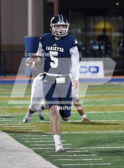 Thumbnail 3 in Eastside Catholic vs. Marietta (GEICO State Champions Bowl Series) photogallery.