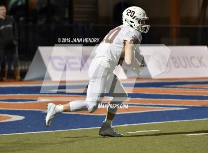 Thumbnail 3 in Eastside Catholic vs. Marietta (GEICO State Champions Bowl Series) photogallery.