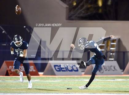 Thumbnail 3 in Eastside Catholic vs. Marietta (GEICO State Champions Bowl Series) photogallery.