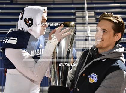 Thumbnail 2 in Eastside Catholic vs. Marietta (GEICO State Champions Bowl Series) photogallery.