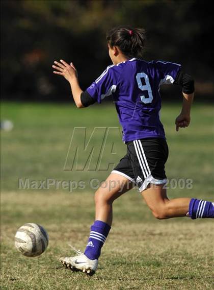Thumbnail 2 in Cleveland vs Valencia (Hart Showcase) photogallery.