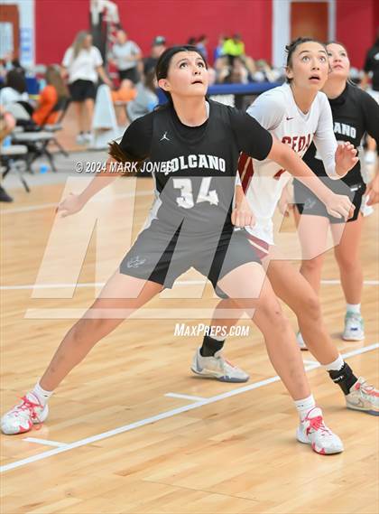 Thumbnail 1 in Cedar vs. Volcano Vista (Section 7) photogallery.