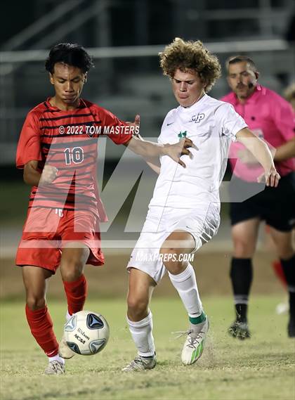Thumbnail 2 in Myers Park @ South Mecklenburg photogallery.