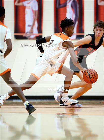 Thumbnail 3 in Aledo vs Haltom photogallery.