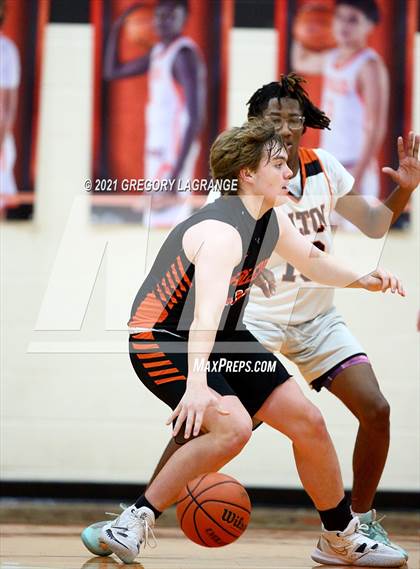 Thumbnail 3 in Aledo vs Haltom photogallery.