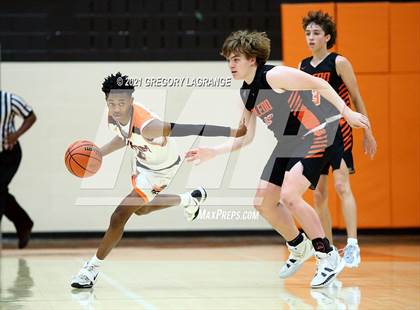 Thumbnail 2 in Aledo vs Haltom photogallery.