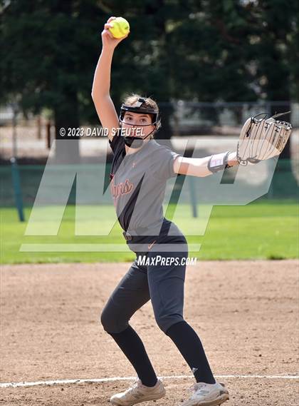Thumbnail 1 in Roseville vs. Ponderosa (Stephanie LeDoux Tournament) photogallery.
