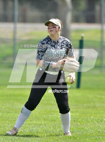 Thumbnail 1 in Roseville vs. Ponderosa (Stephanie LeDoux Tournament) photogallery.