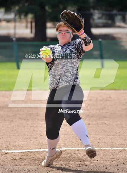 Thumbnail 1 in Roseville vs. Ponderosa (Stephanie LeDoux Tournament) photogallery.