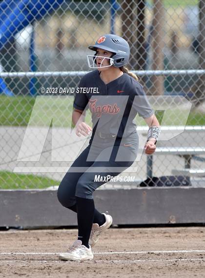Thumbnail 1 in Roseville vs. Ponderosa (Stephanie LeDoux Tournament) photogallery.