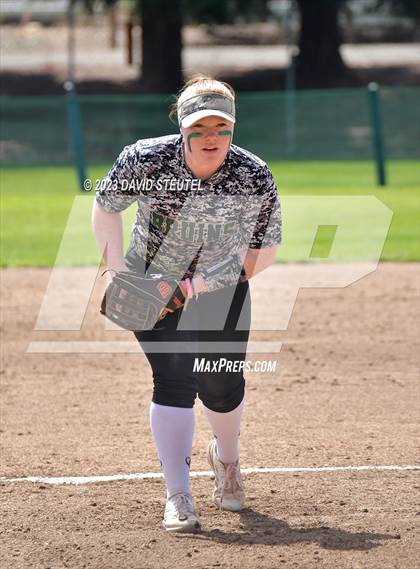 Thumbnail 3 in Roseville vs. Ponderosa (Stephanie LeDoux Tournament) photogallery.