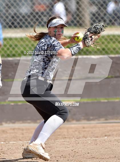 Thumbnail 3 in Roseville vs. Ponderosa (Stephanie LeDoux Tournament) photogallery.