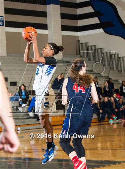 Thumbnail 1 in Boyd @ Hebron photogallery.